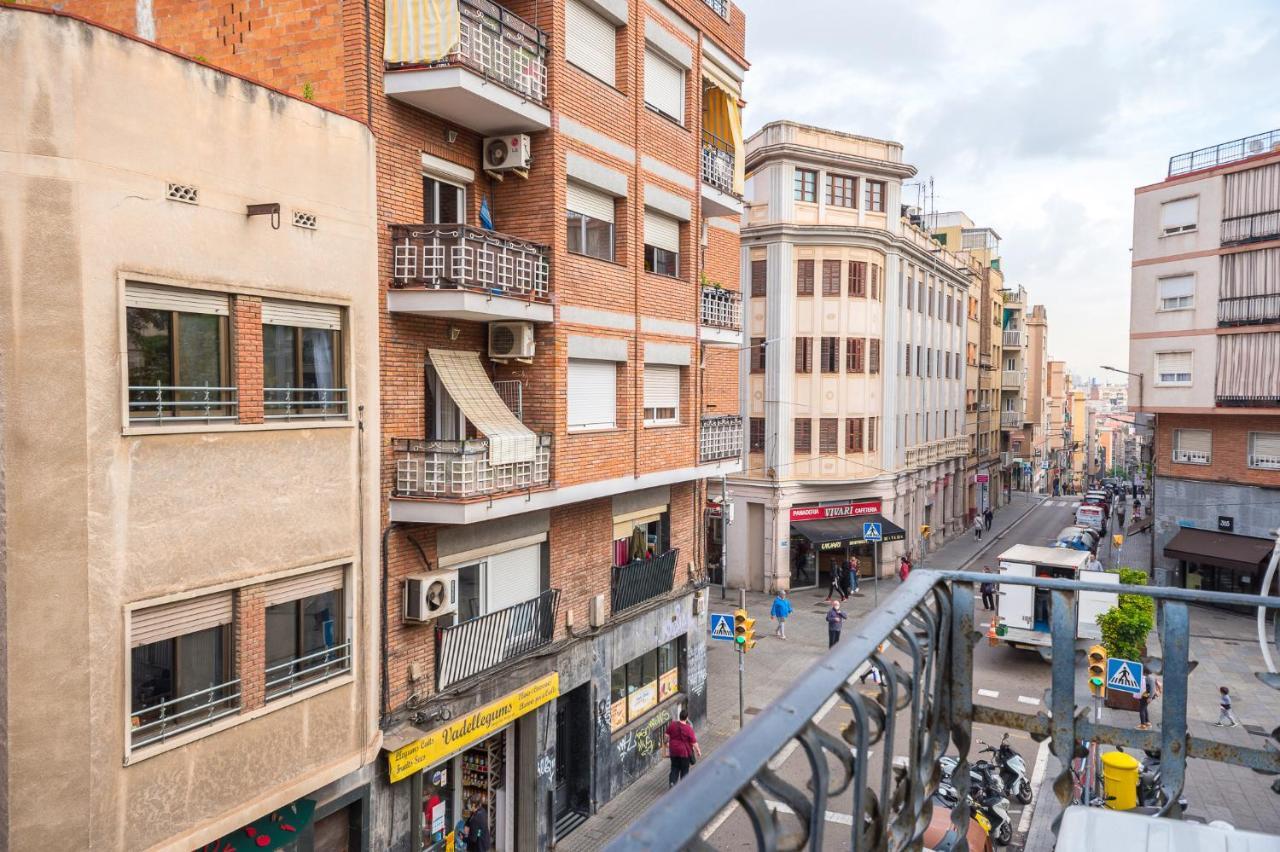 Homenfun Barcelona Studio Camp Nou II 略夫雷加特河畔奥斯皮塔莱特 外观 照片